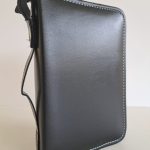 Forro para Biblia Latinoamericana bolsillo varios colores (curpiel)