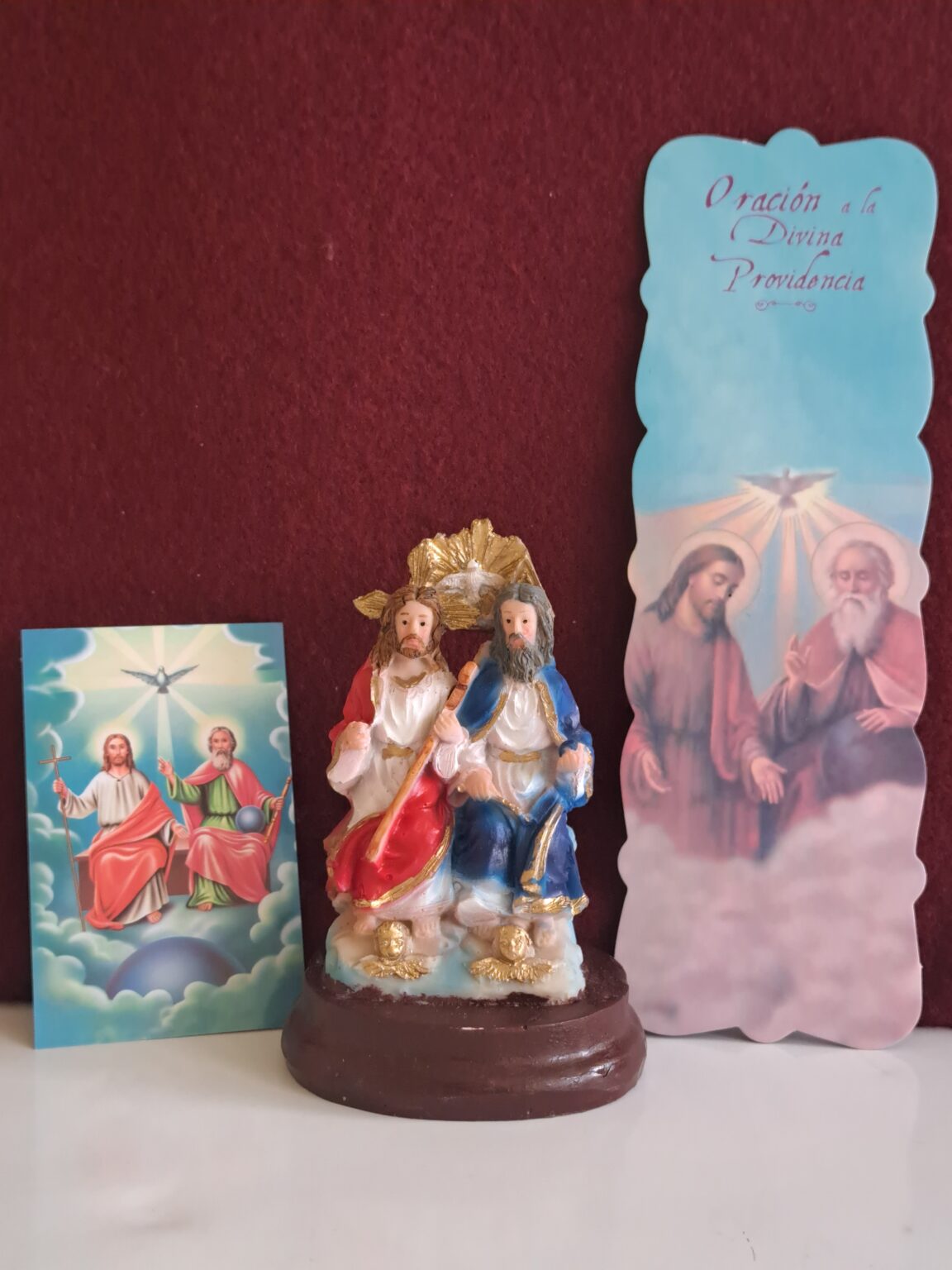 Kit Santísima Trinidad bulto 8 cm + 5 estampas + separador