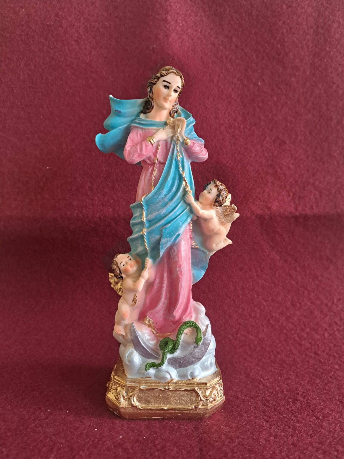 María la que desata los nudos, bulto 20 cm